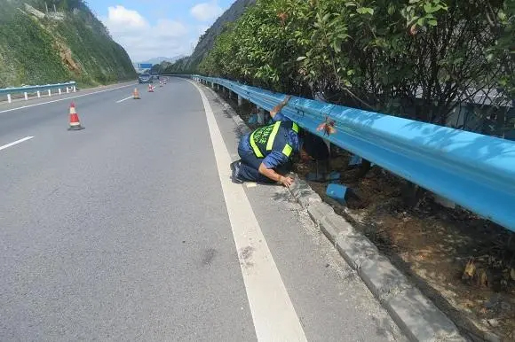 安康高速路波形护栏